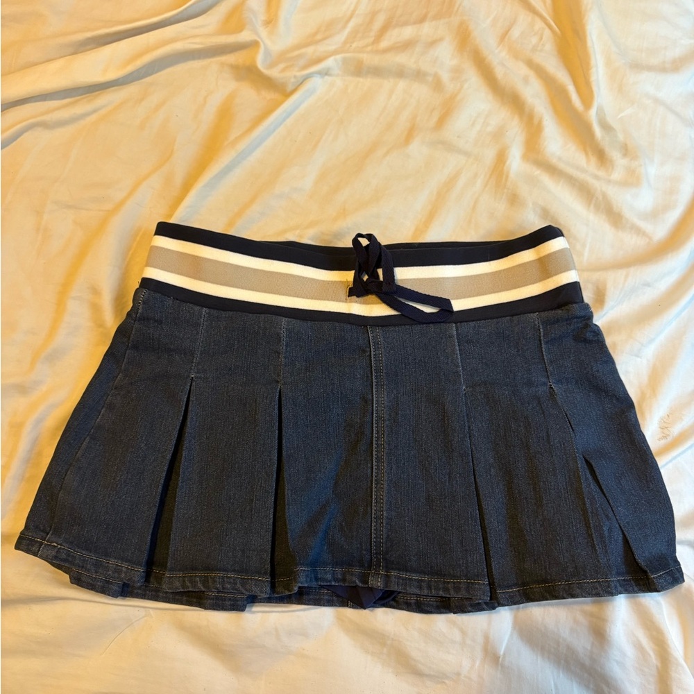 Madden Girl Navy Denim Mini Skort with Striped Waistband